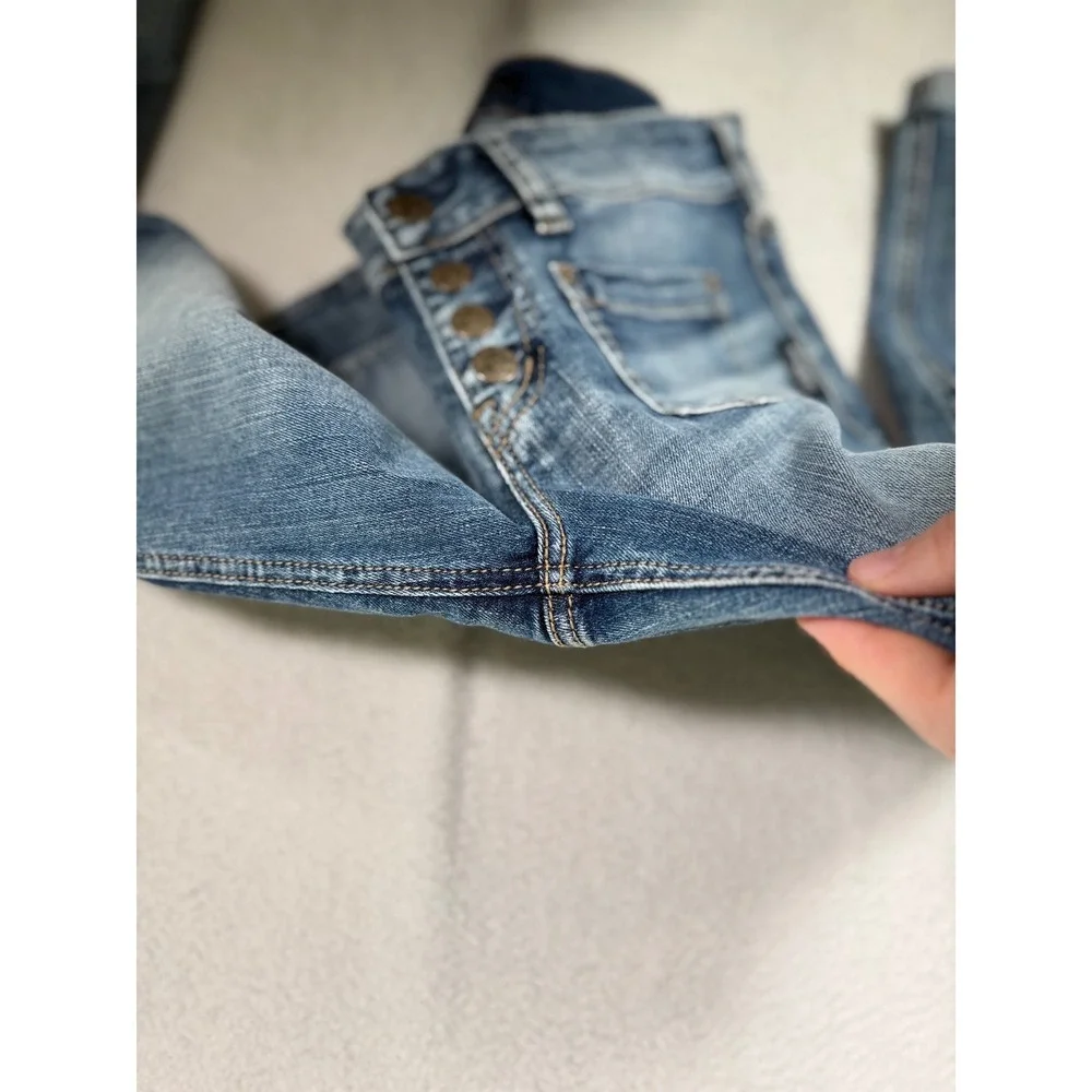 Silver‎ Jeans Co Elyse Skinny Crop Medium Wash Button Fly Raw Hem W27 L25